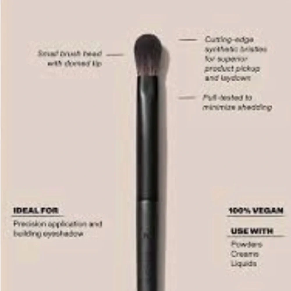 Morphe V206 Black professional grade domed crease eyeshadow brush